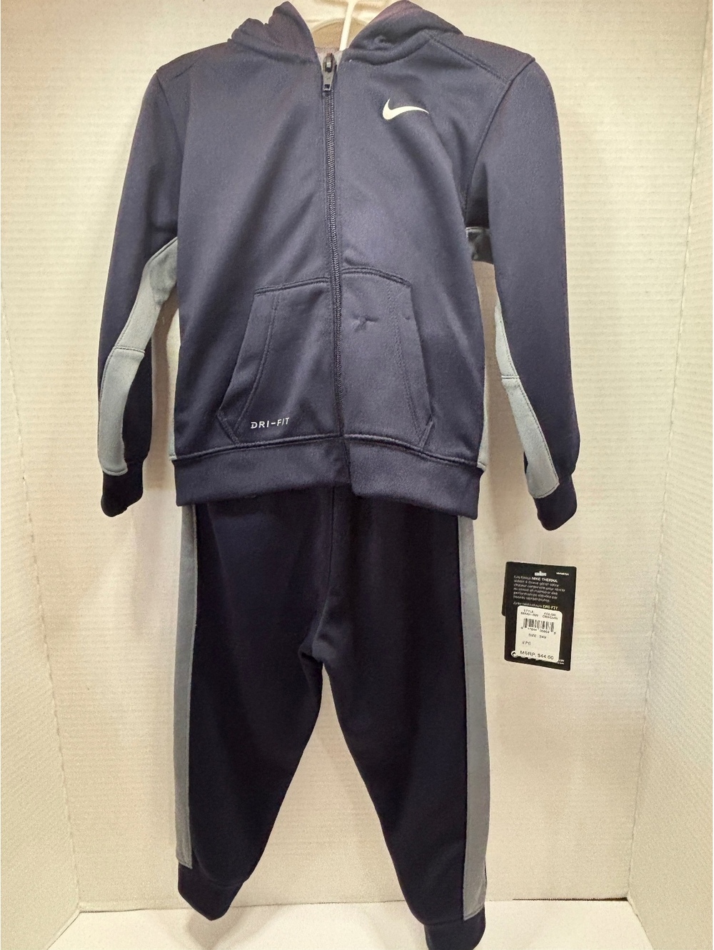 Nike Therma Dri-FIT navy 2-piece hoodie and jogger set